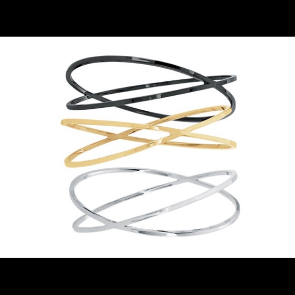 “Three’s Company” bracelet set by Premier Designs